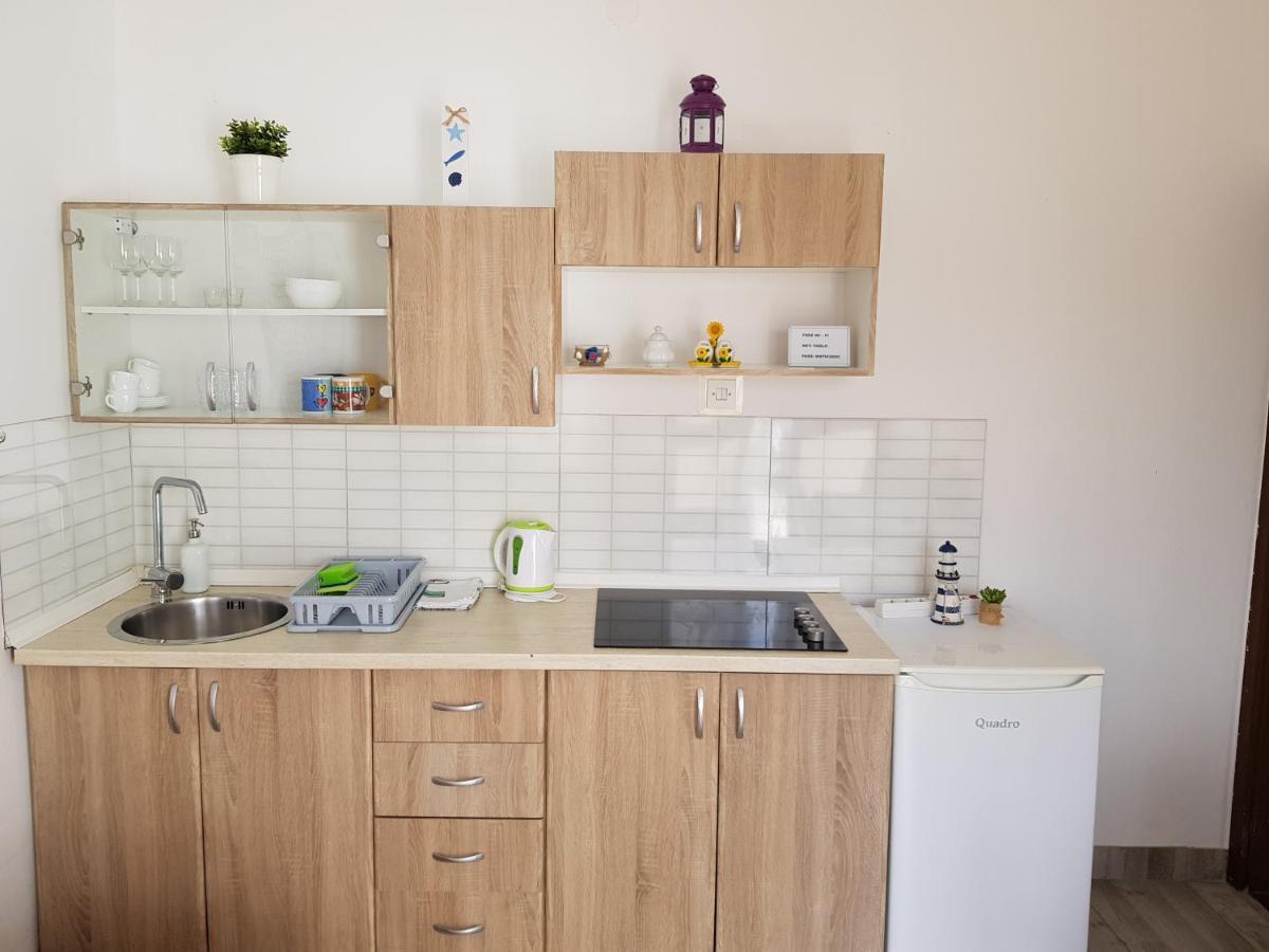 Apartments Dora And Tonka Krk ポラト エクステリア 写真