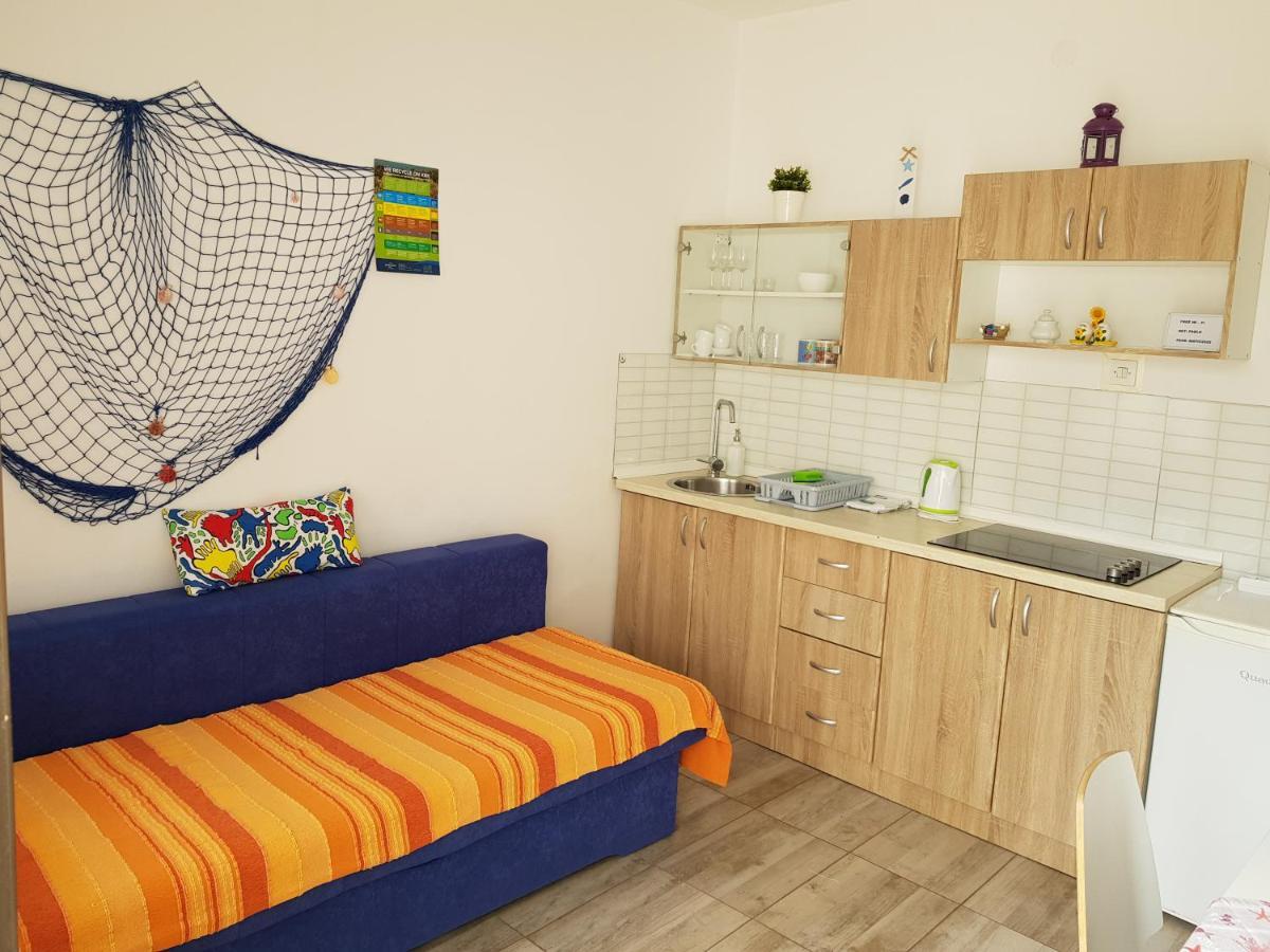 Apartments Dora And Tonka Krk ポラト エクステリア 写真