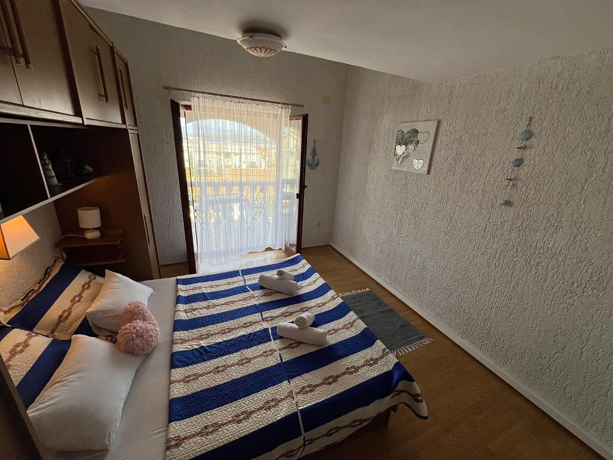 Apartments Dora And Tonka Krk ポラト エクステリア 写真