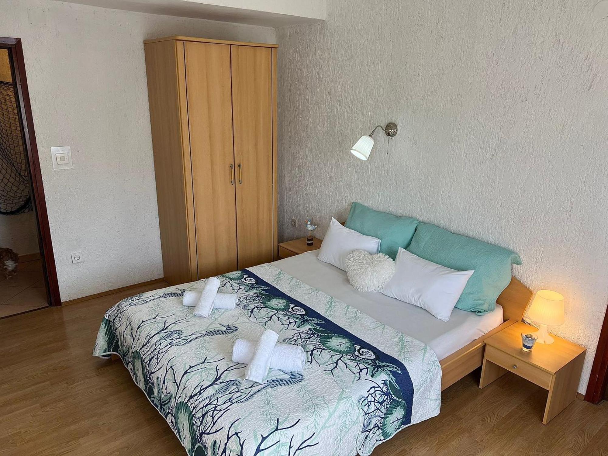 Apartments Dora And Tonka Krk ポラト エクステリア 写真