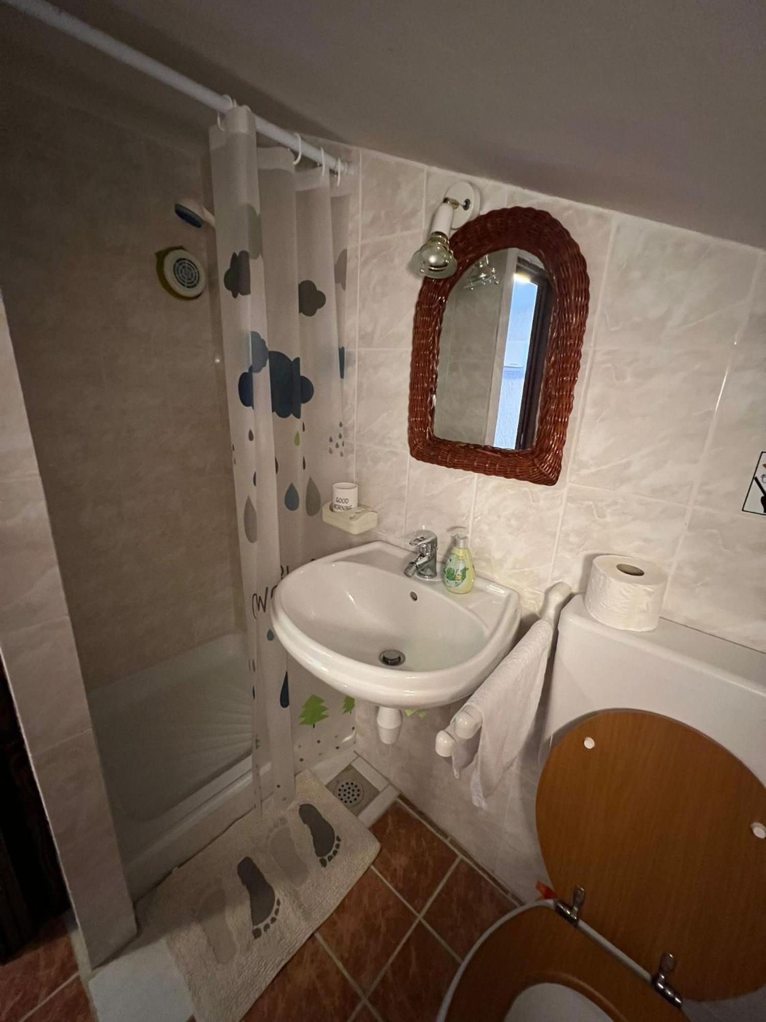 Apartments Dora And Tonka Krk ポラト エクステリア 写真