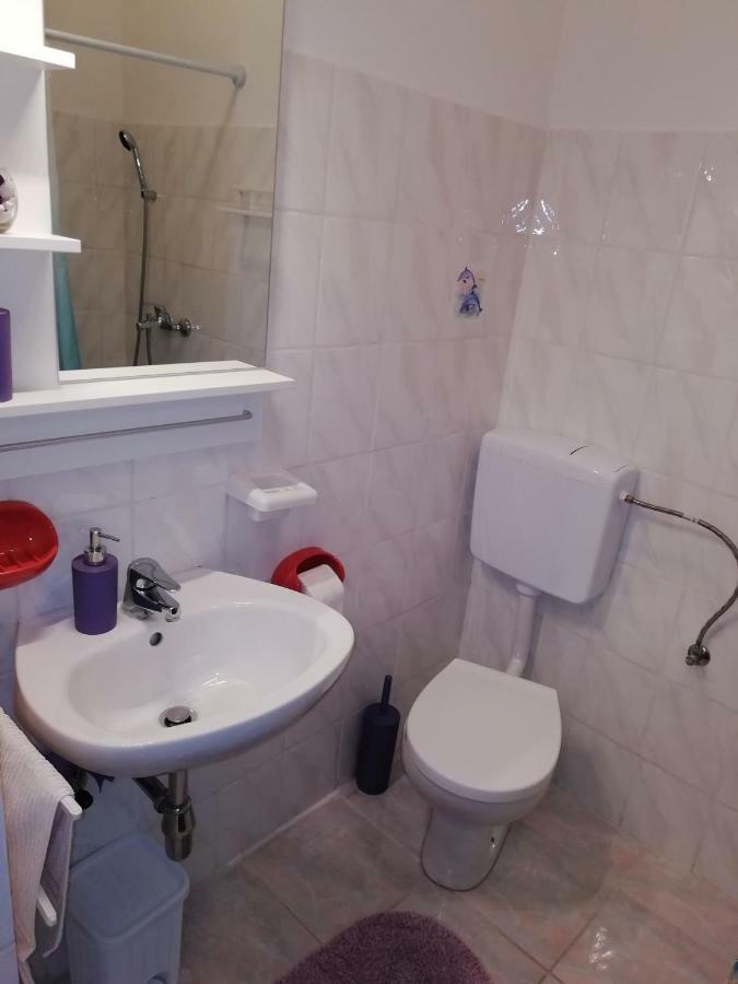 Apartments Dora And Tonka Krk ポラト エクステリア 写真